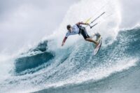Comment réussir son premier jibe en kitesurf strapless sans perdre sa vitesse